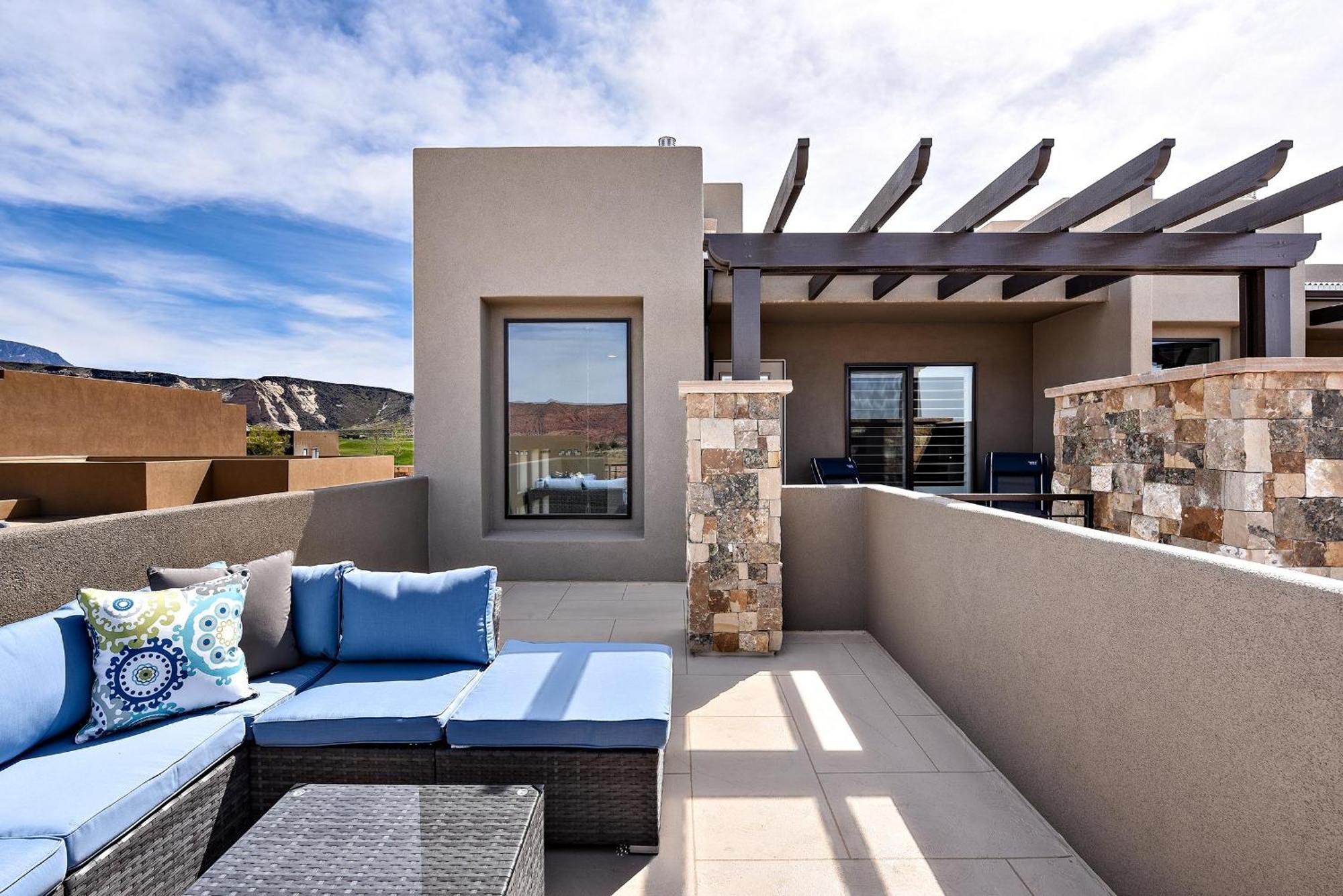 The View At The Escapes Vila St. George Exterior foto